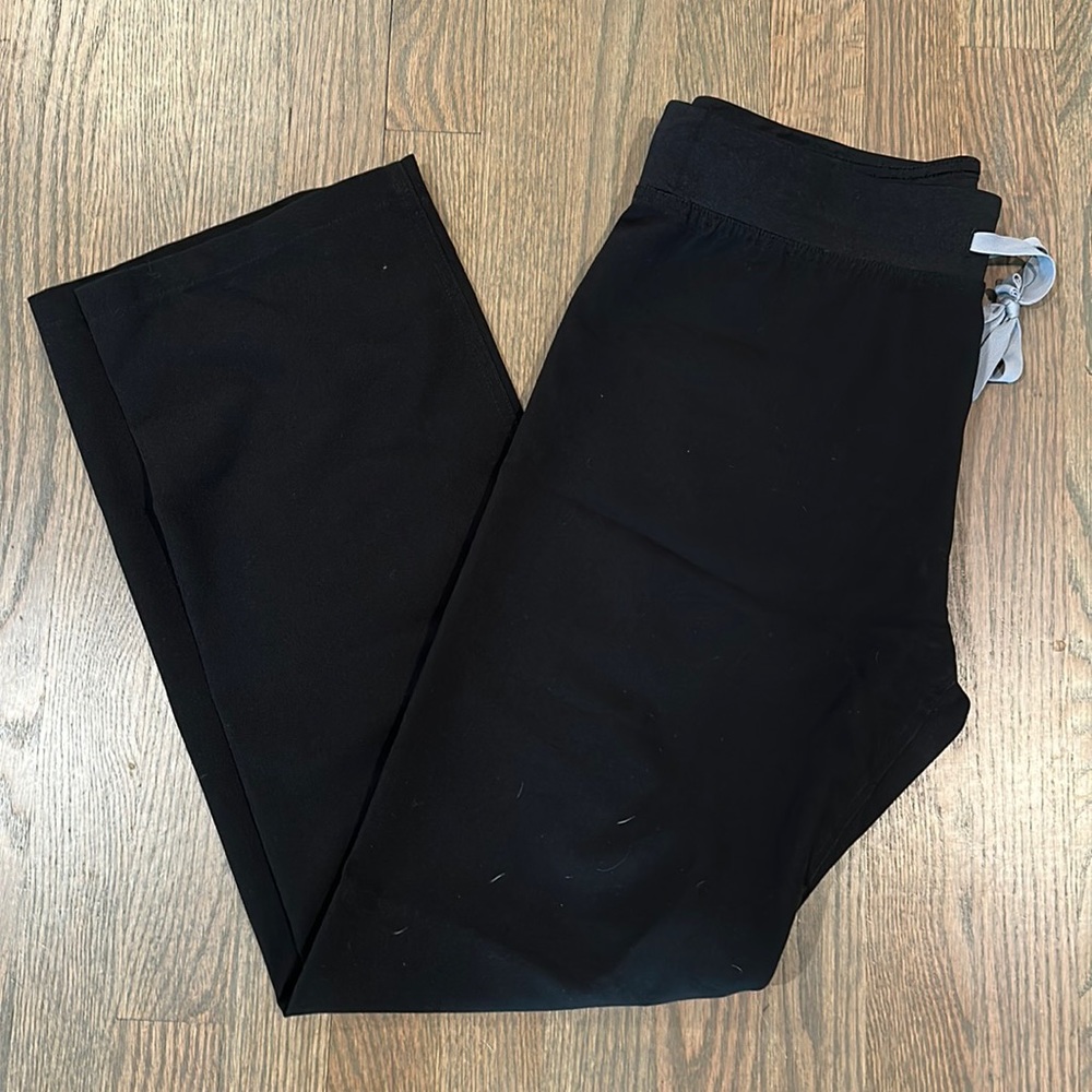 Black Livingston Fig Scrub Pants